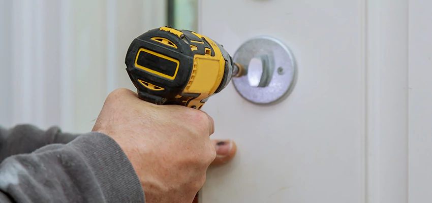 Street Locksmith For Smart Lock Repair in Kearny, NJ